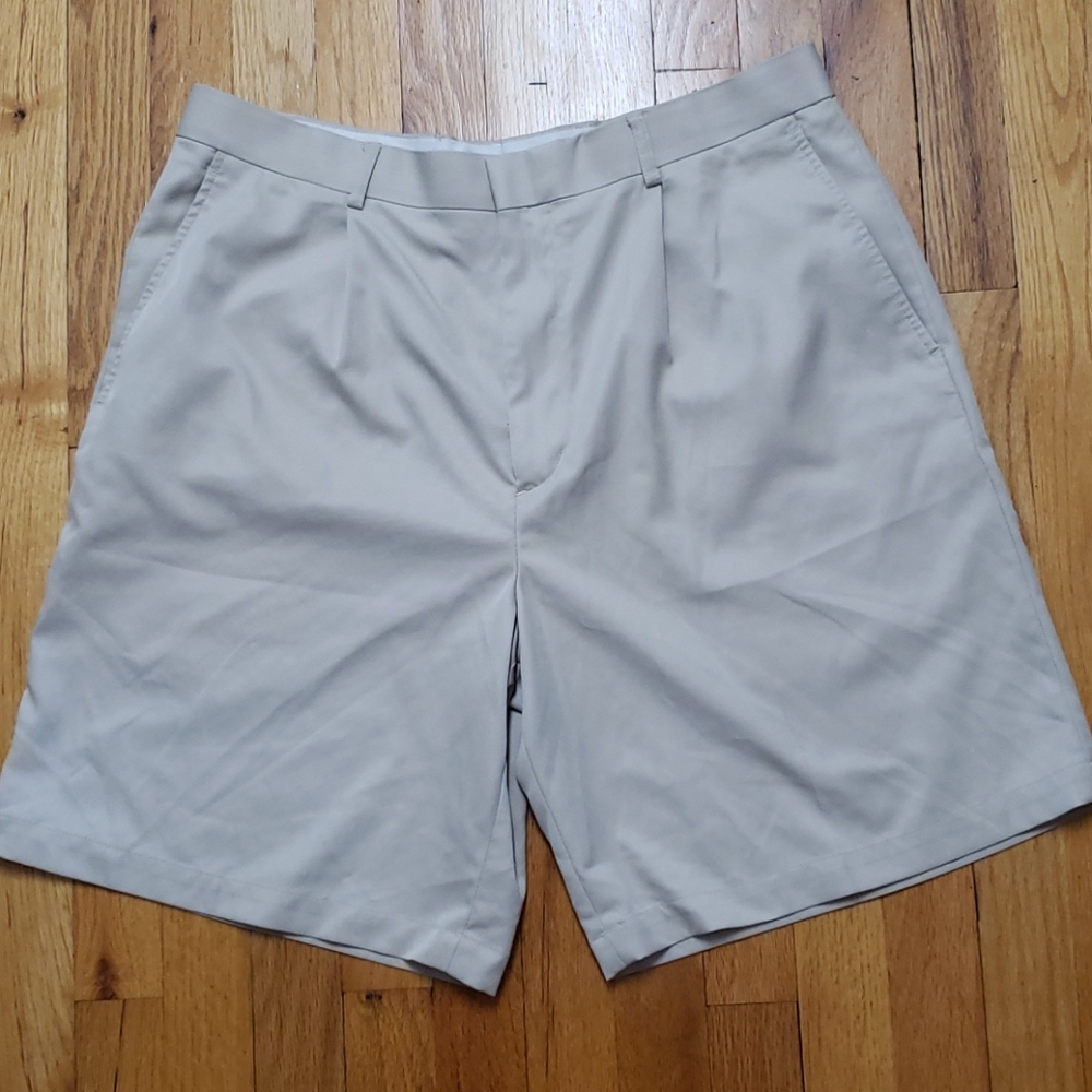 Walter Hagen Golf Shorts Men's 36 - Picture 1 of 3